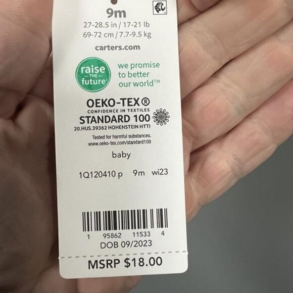 Carter's 9 month snapped pj set with red hearts W-25 - Picture 2 of 4